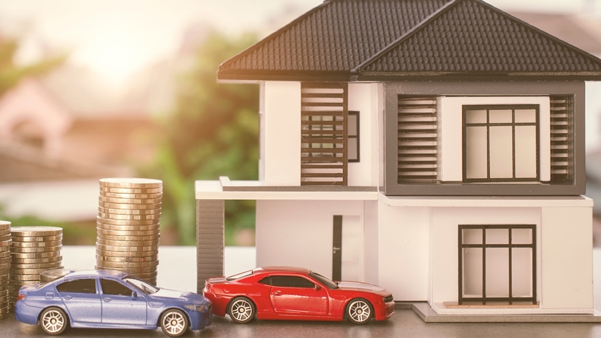 Outside factors affect home, auto insurance costs