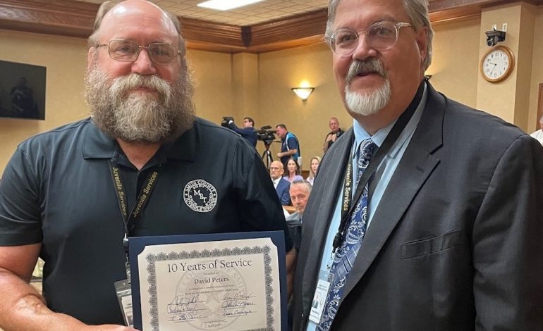 Smith County Vocational Supervisor recognized for Years of Service