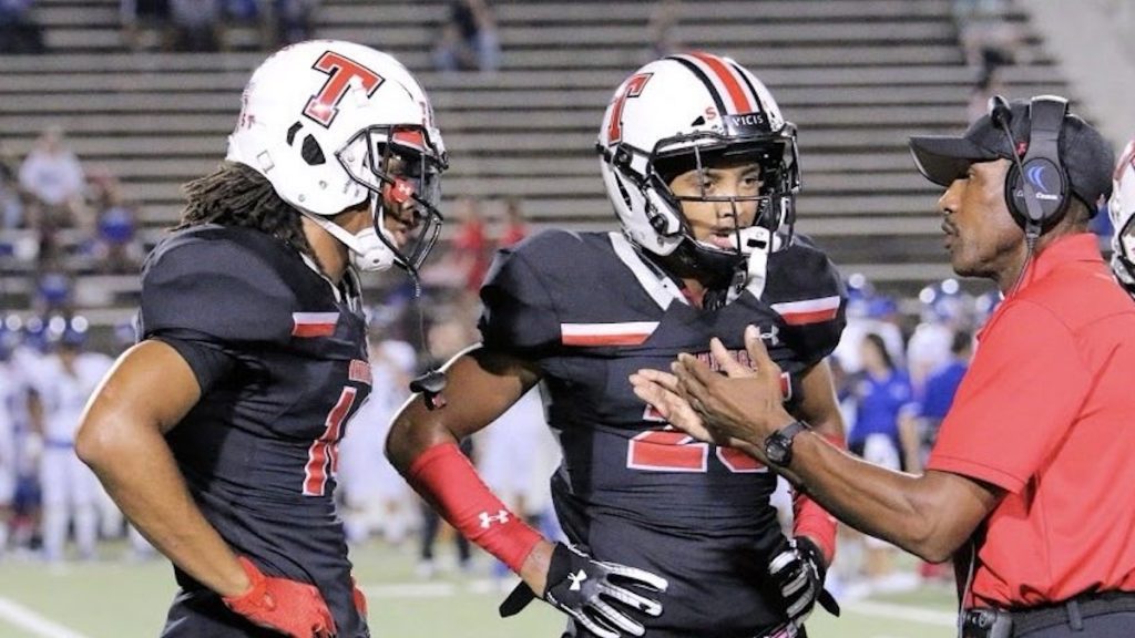Former Red Raider Elliott Davison signs NFL contract
