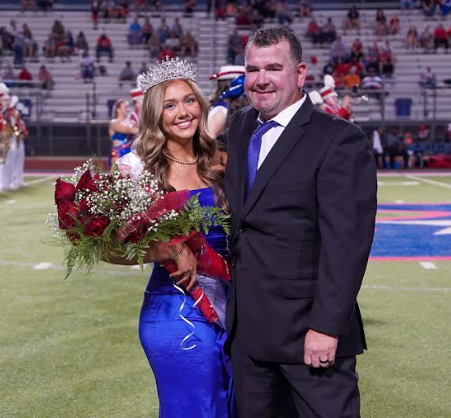 Bullard High School crowns 2025 Homecoming Queen