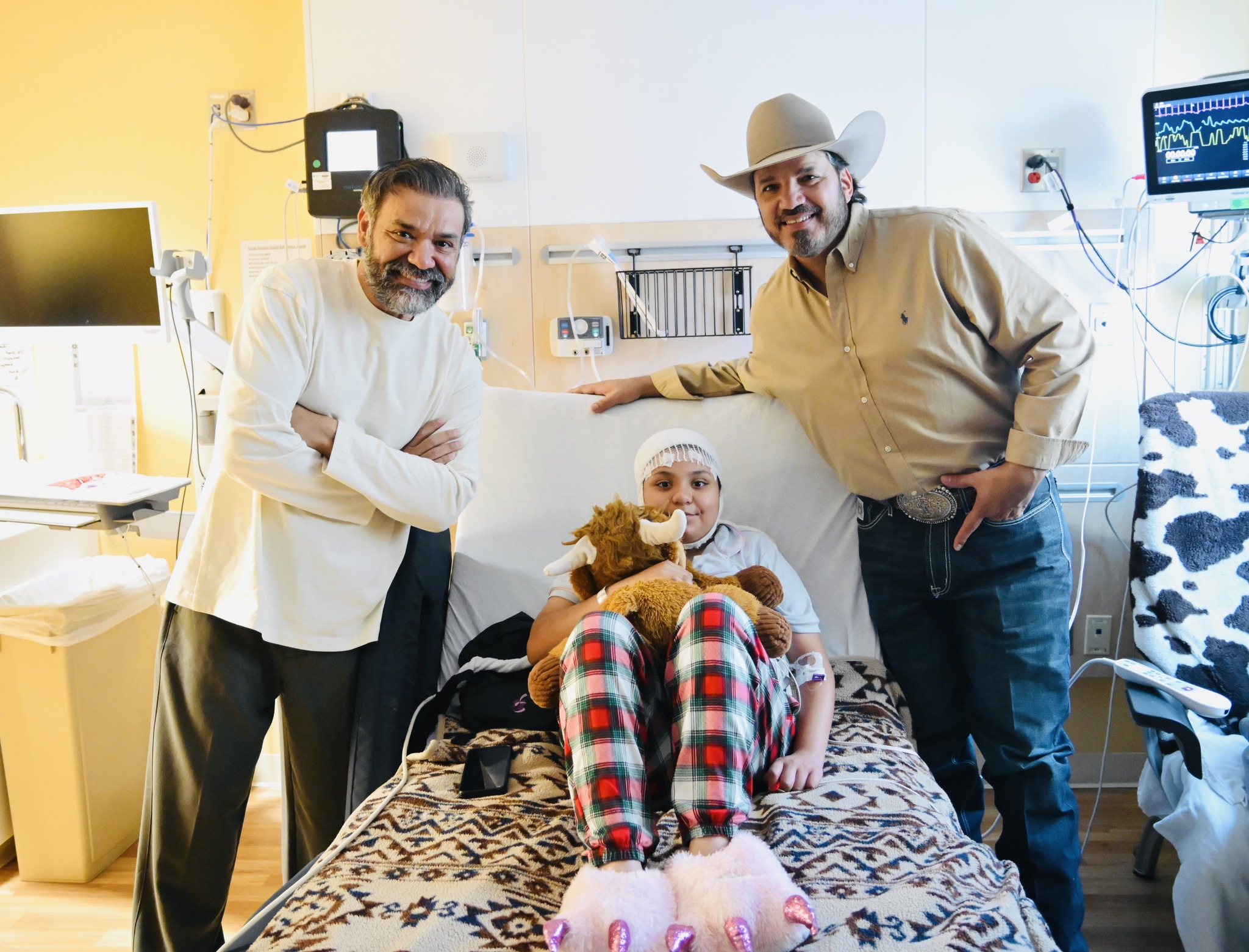 Tejano band GRUPO INTOCABLE donates $130k to CHRISTUS Children’s for vital hospital renovations