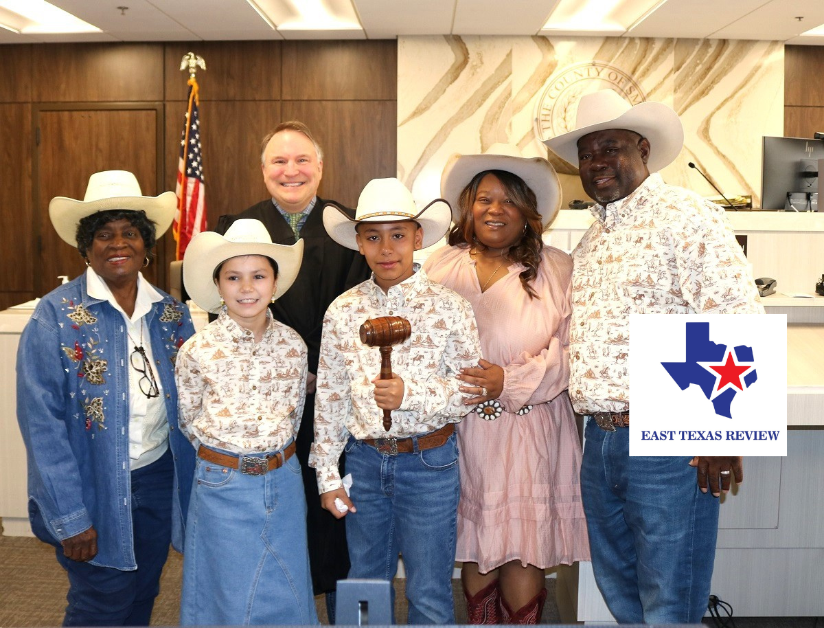 Fifth Graders Surprise Classmate by Attending his Adoption Ceremony