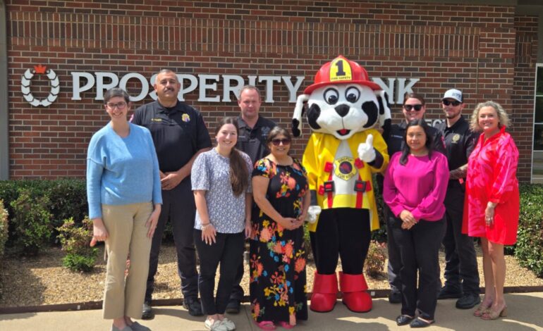Smith County Fire Marshal receives donation from Tyler fire family 